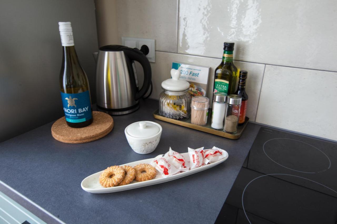 Cozy Home Valdemara, Free Parking, Self Check-In Riga Bagian luar foto
