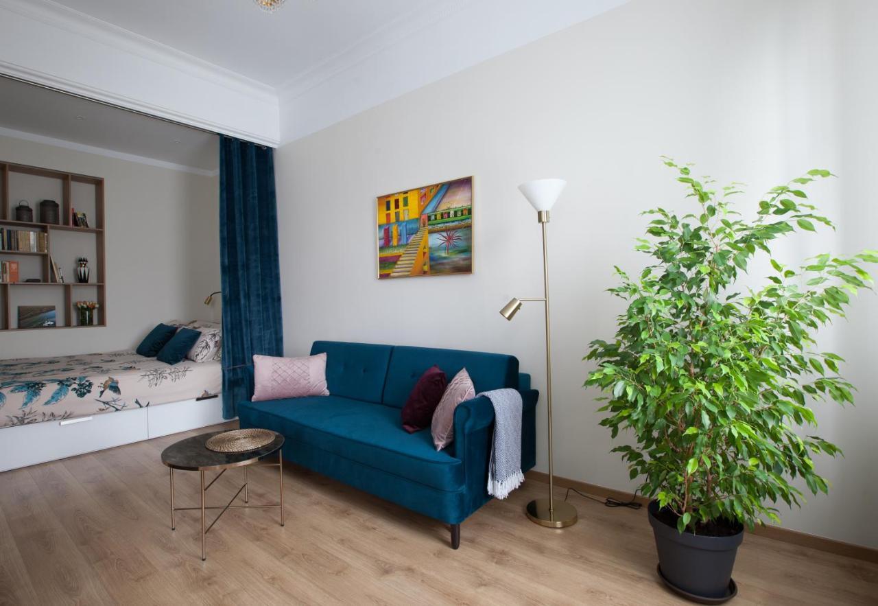 Cozy Home Valdemara, Free Parking, Self Check-In Riga Bagian luar foto